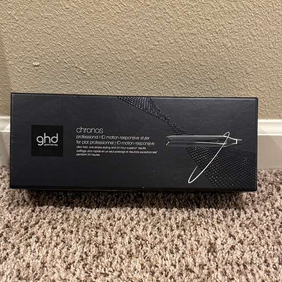 ghd Chronos Professional Styler in Black - Picture 1 of 6